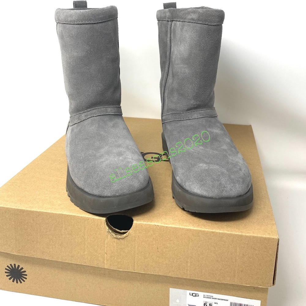 UGG Classic Short Waterproof Women’s Boot Grey Fur - Picture 6 of 9